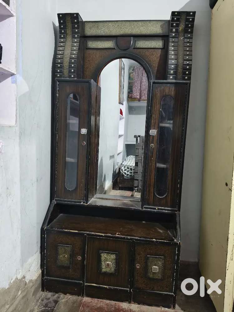 Selling to furniture