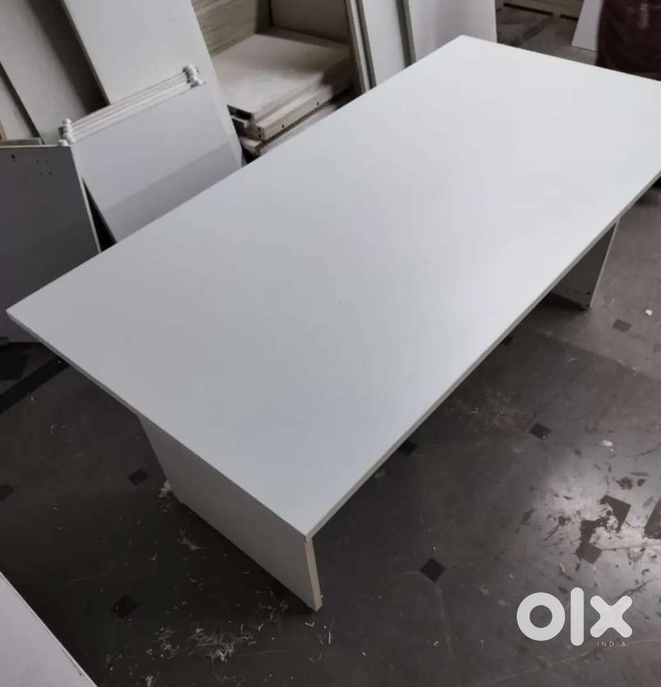6'*4' Conference Cum Workstation Table