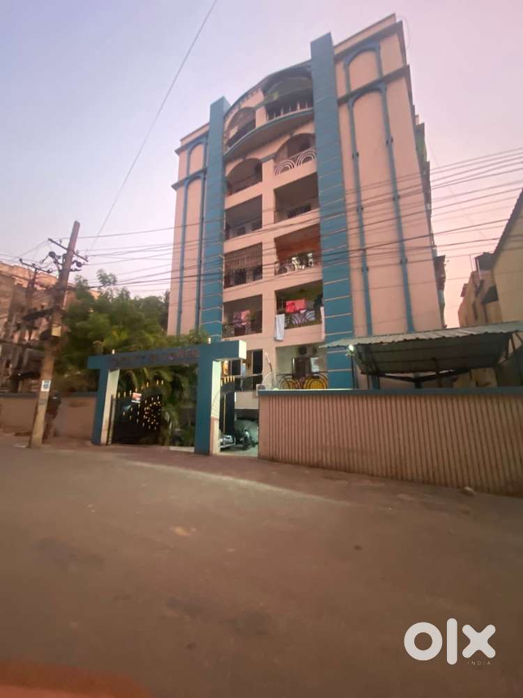 Prime 3BHK  1300 sq ft  City Centre Dhanbad  Steal Deal