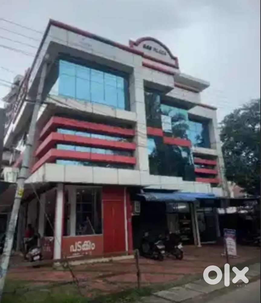OFFICE SPACE AVAILABLE 570 SQFT AT KIZAKUMPATTUKARA,EAST FORT,TCR