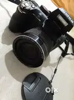 EXCELLENT CONDITION SCRATCH LESS CAMERA