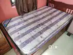 Kurl on mattress.
