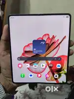 SAMSUNG FOLD 4 BRAND NEW CONDITION