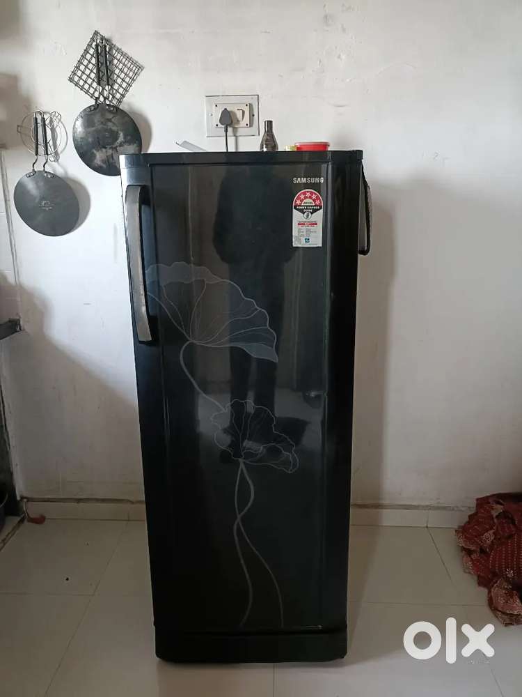 Samsung refrigerator 210lt