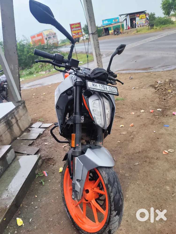 KTM Duke 200