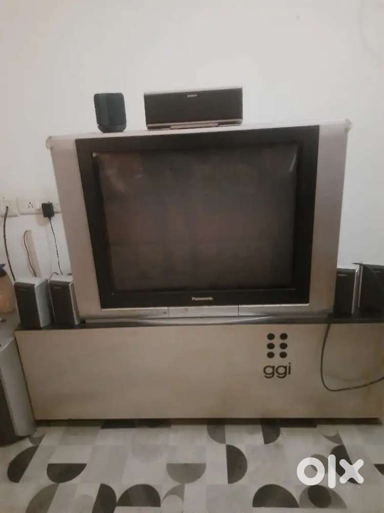 Old Panasonic tv for sale