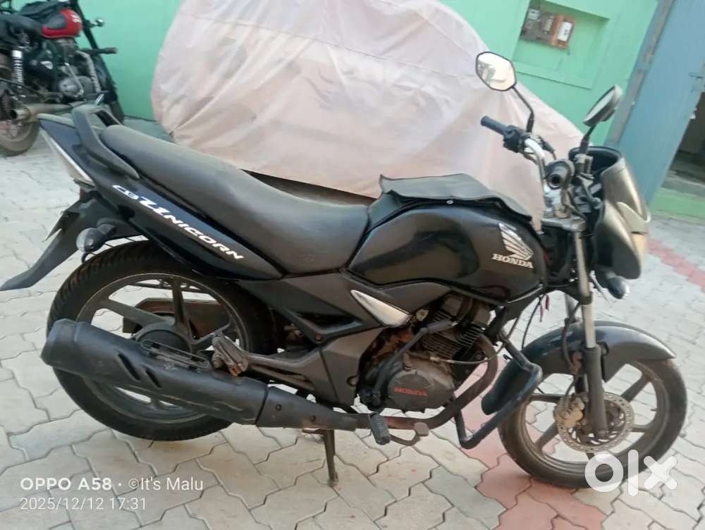 HONDA CB UNICORN 150CC; MODEL 2015; SELF ALLOY FRONT DISC BRAKE; BS3.