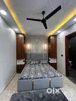 3BHK Flat in Dwarka Mor  Single Unit  Lift + Parking  Near Metro