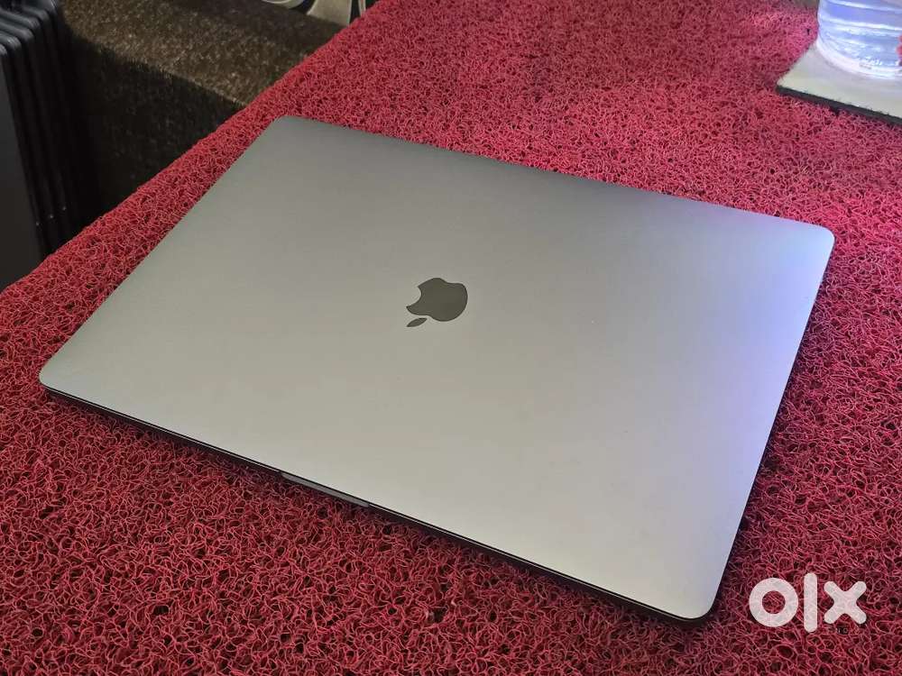 Apple Macbook Pro 2021 i9 16gb 512gb 5.5gb Graphics 16inch Retina