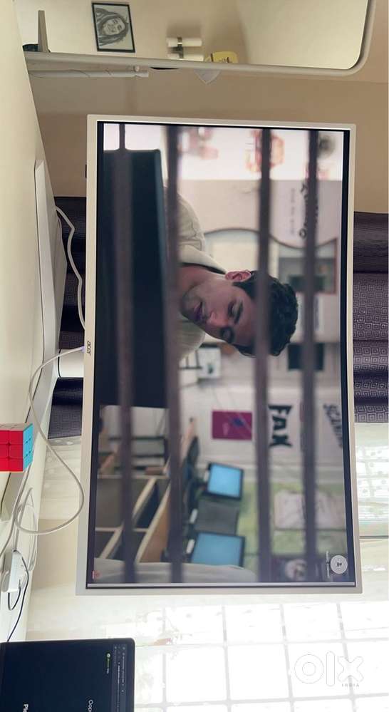 38.5” Curved Monitor