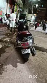 Access 125 mate black