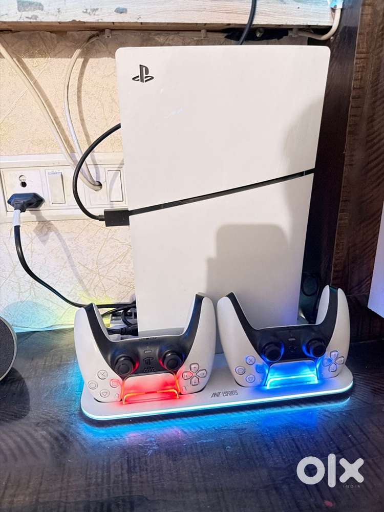 PS5 Slim ( Disc Edition) 1 Tb+Extra Controller+Stand