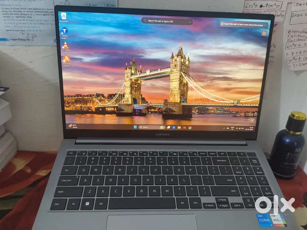 Samsung galaxy book 4 16gb and 512 gb