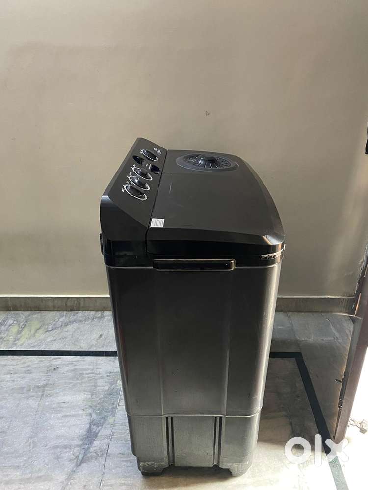 Thompson semi automatic washing machine