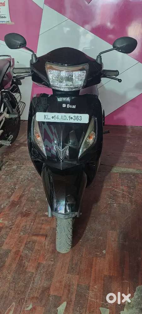 2023 model Tvs good condition