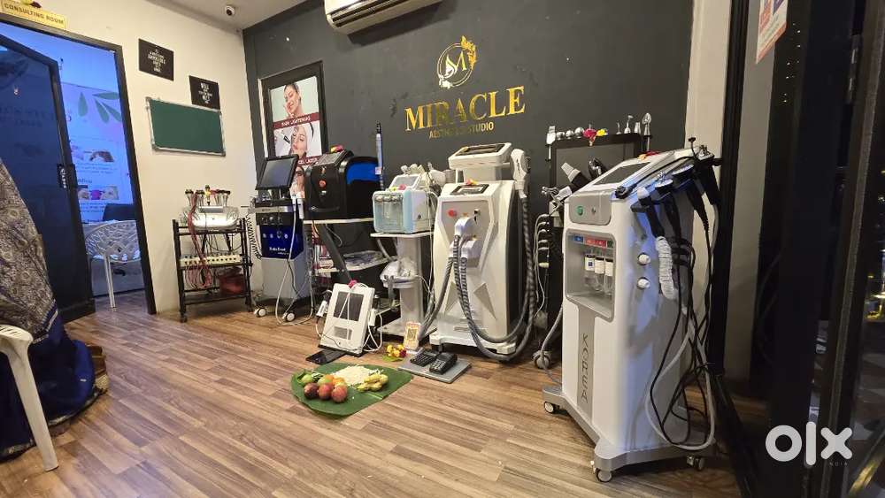 Jobs

Receptionist & Front office