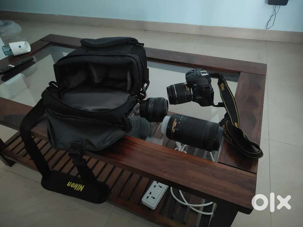 Nikon d5600 very less used without any scratch and very nicely protect