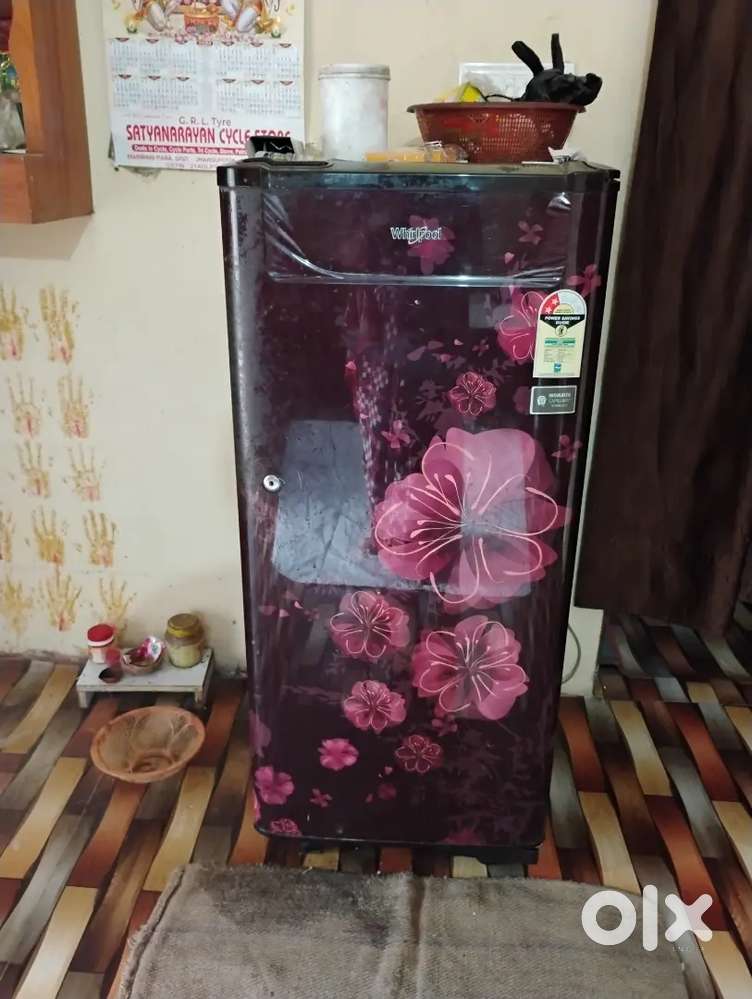 Whirpool fridge@ 4000