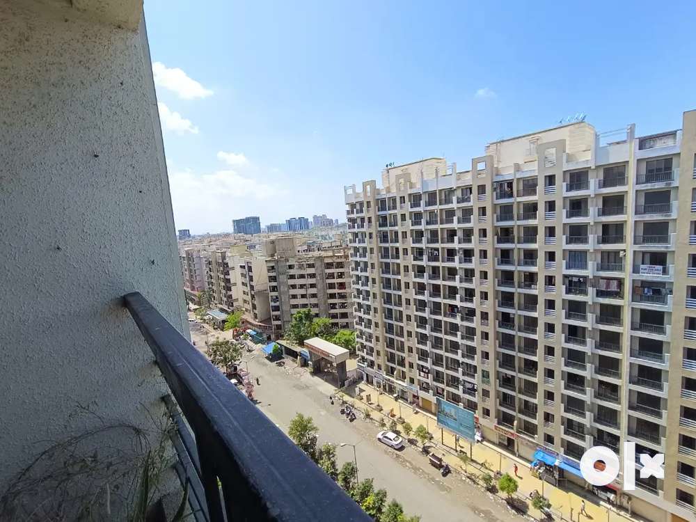 Spacious 2Bhk Apartment For Sale in Global City Virar West