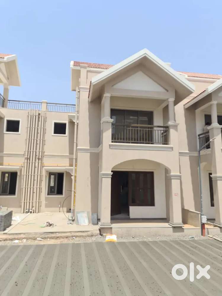 3 bhk semi furnished bungalow for rent