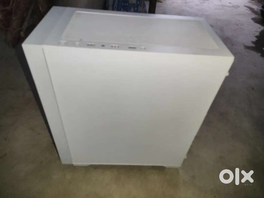 Brand new Ant eSports cabinet and ryzen 3 3200g