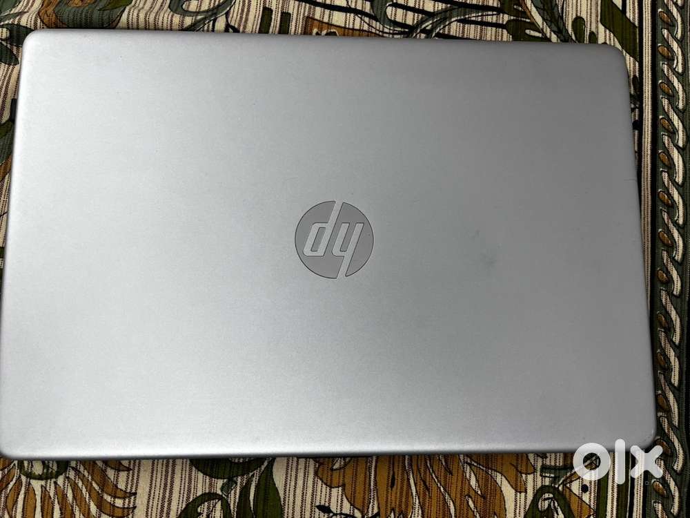 HP Laptop i3