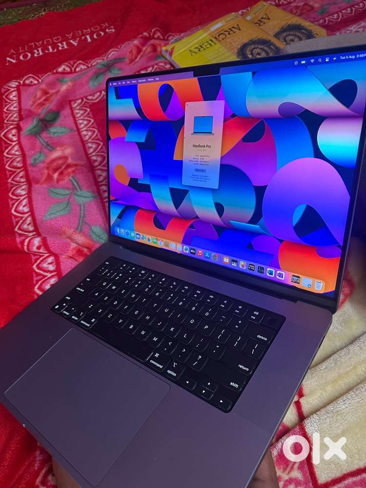 Macbook M1 Pro 16 inch