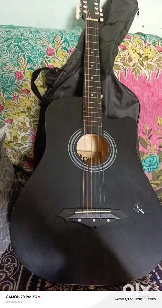 Guitar 4 months old
