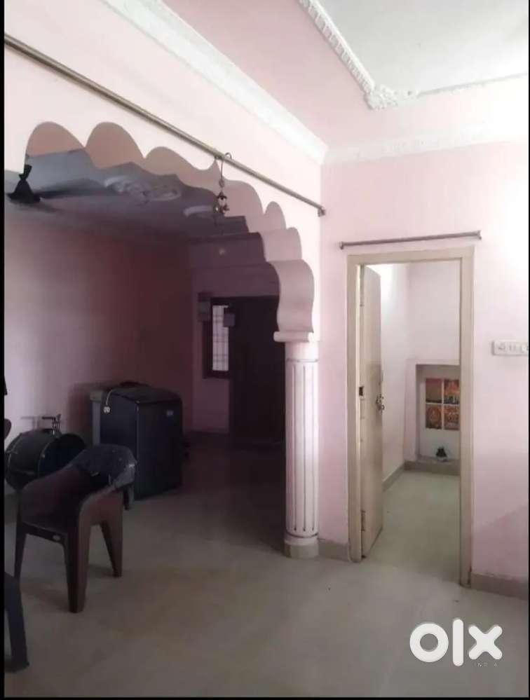 Room rent for bachelor / student / working employee