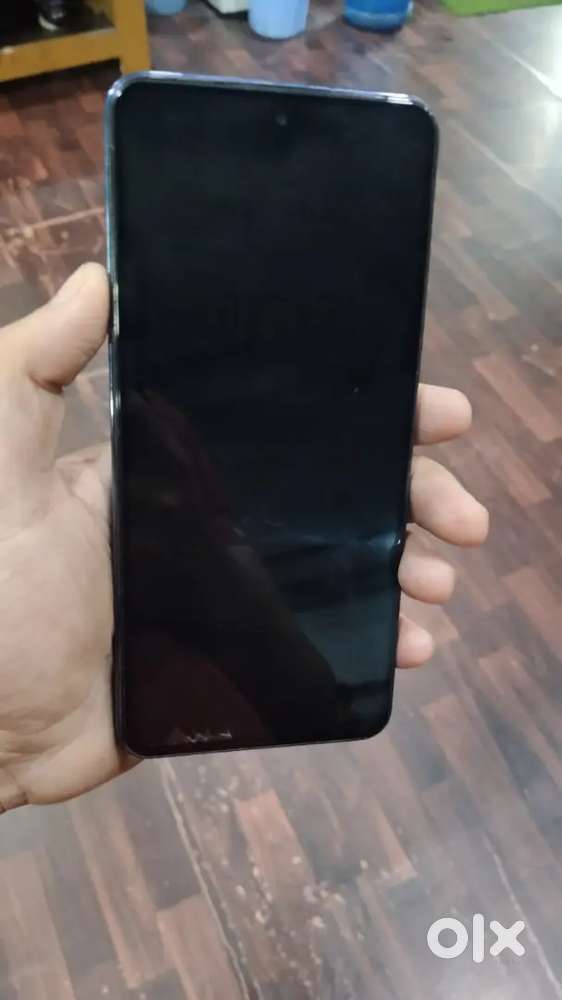 Vivo y29 8gb ram 128 rom