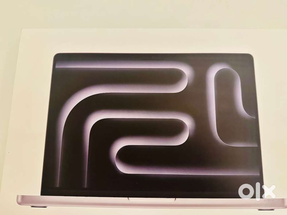 New 14inch MacBook Pro M4 16GB 512GB + Care Pack