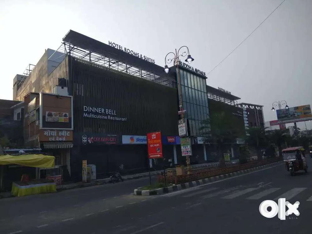 House nearby H.N.Singh chauraha on Medical college road