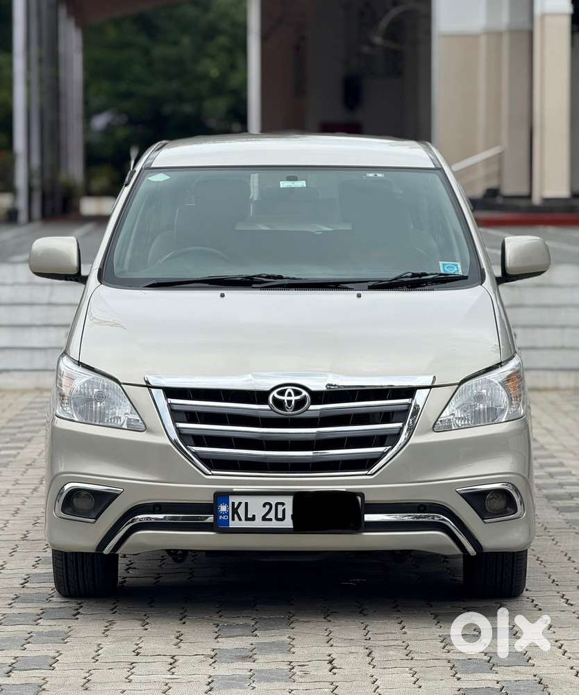 Toyota Innova 2.5 G (Diesel) 8 Seater, 2015, Diesel
