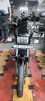 A Hero Splendor Plus i3s bike is good condition