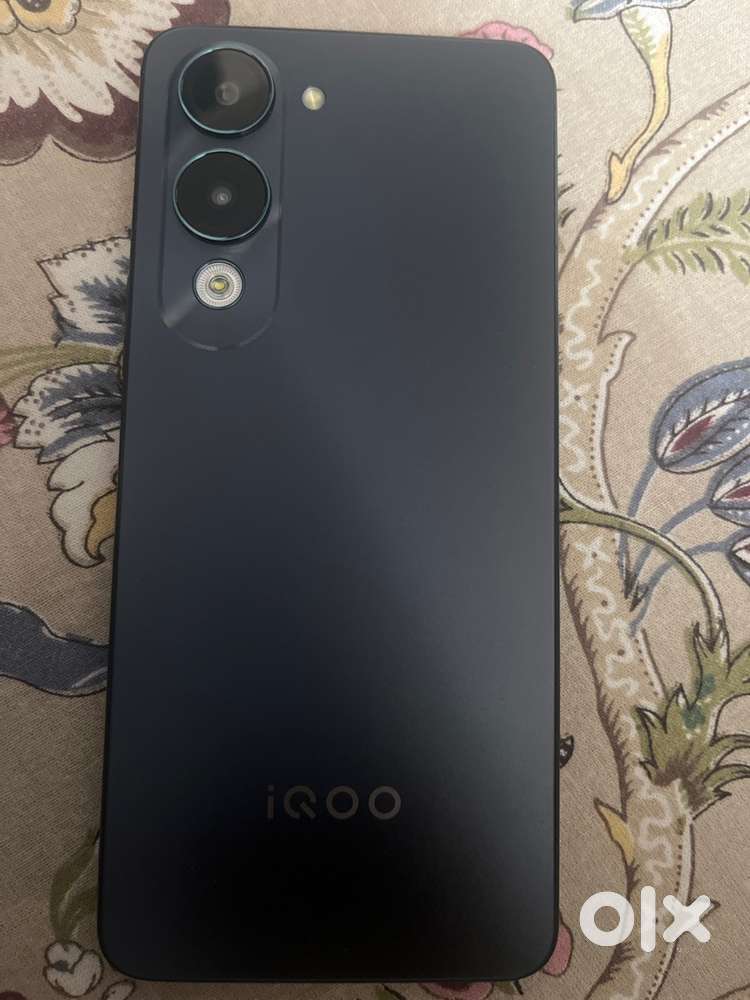 Oppo IQOO Z10