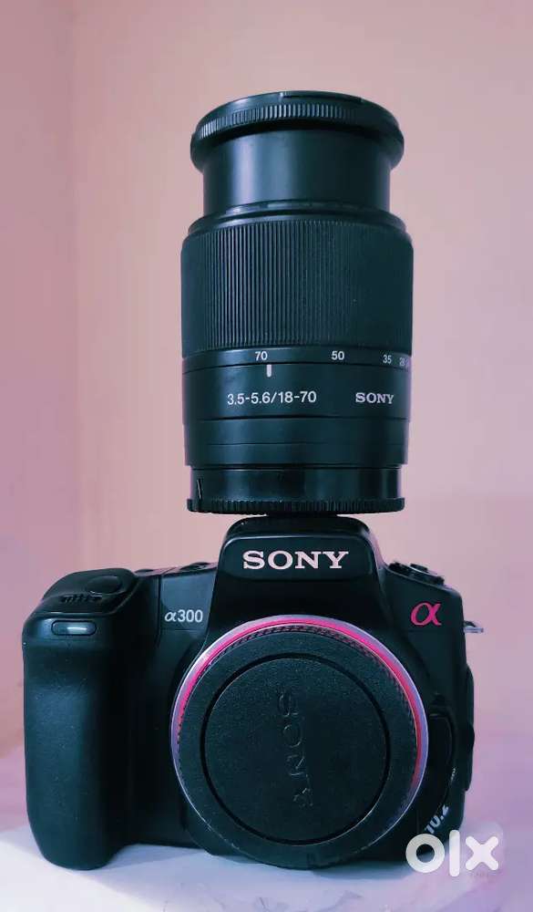 SONY Slpha A300 DSLR CAMERA + SONY SAM AF 18-70mm Macro Lens + Charger
