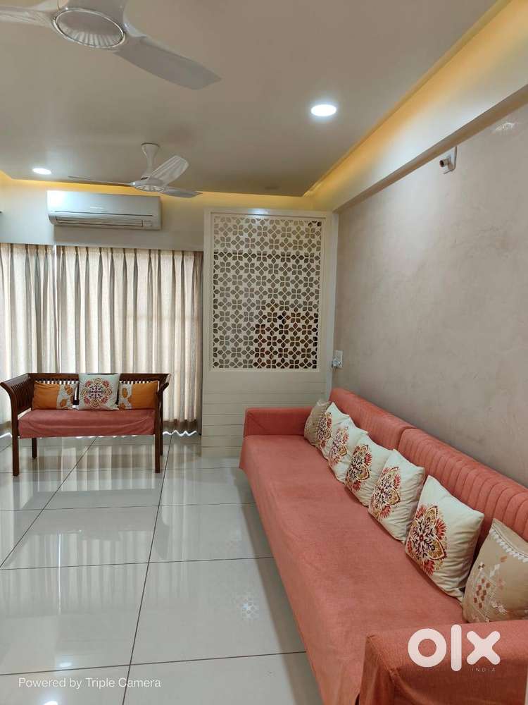 4 BHK furnished flat available for sale at Vasna Road