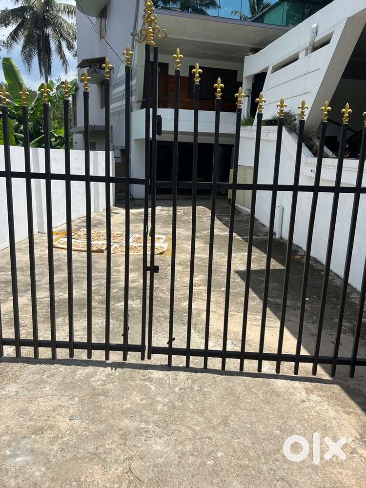 FOR RENTCommercial bulding