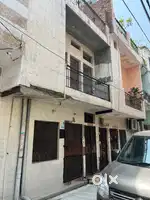 50 Gaj ka ghar Hai Sarvodaya Nagar Ghaziabad mein NH 24 K pass