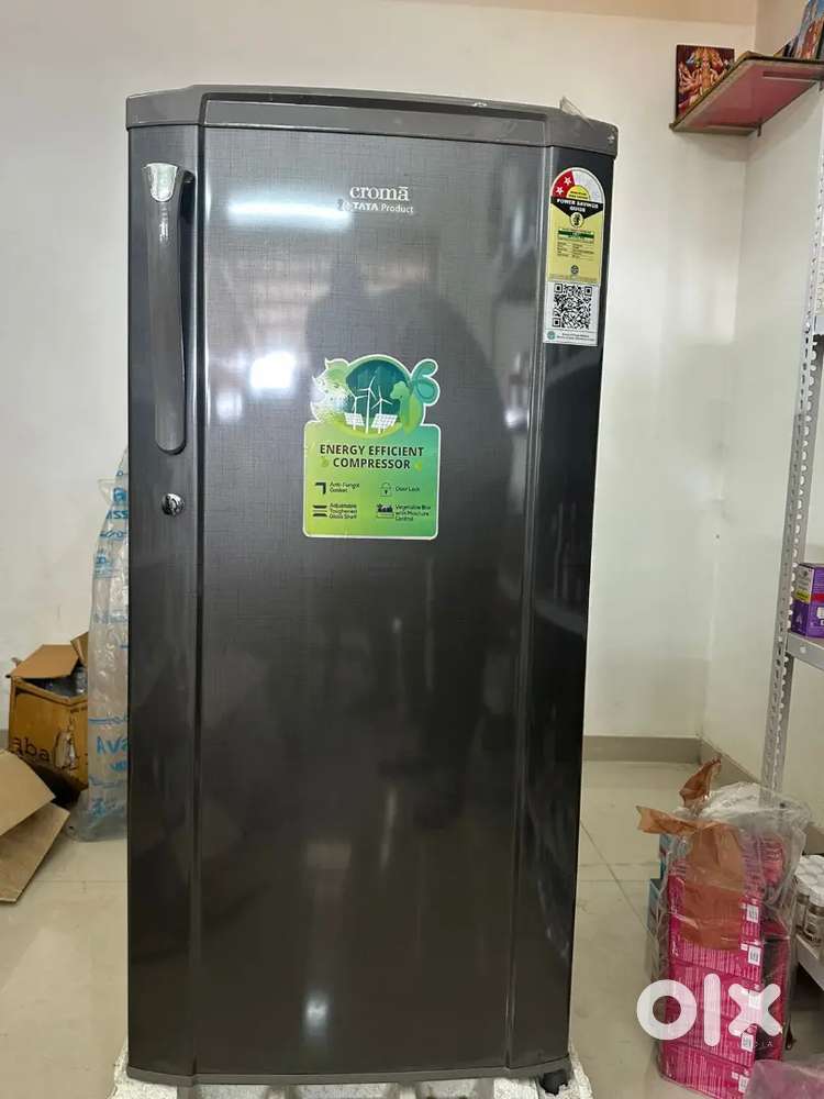 New fridge full condition  1 year warranty and original bill