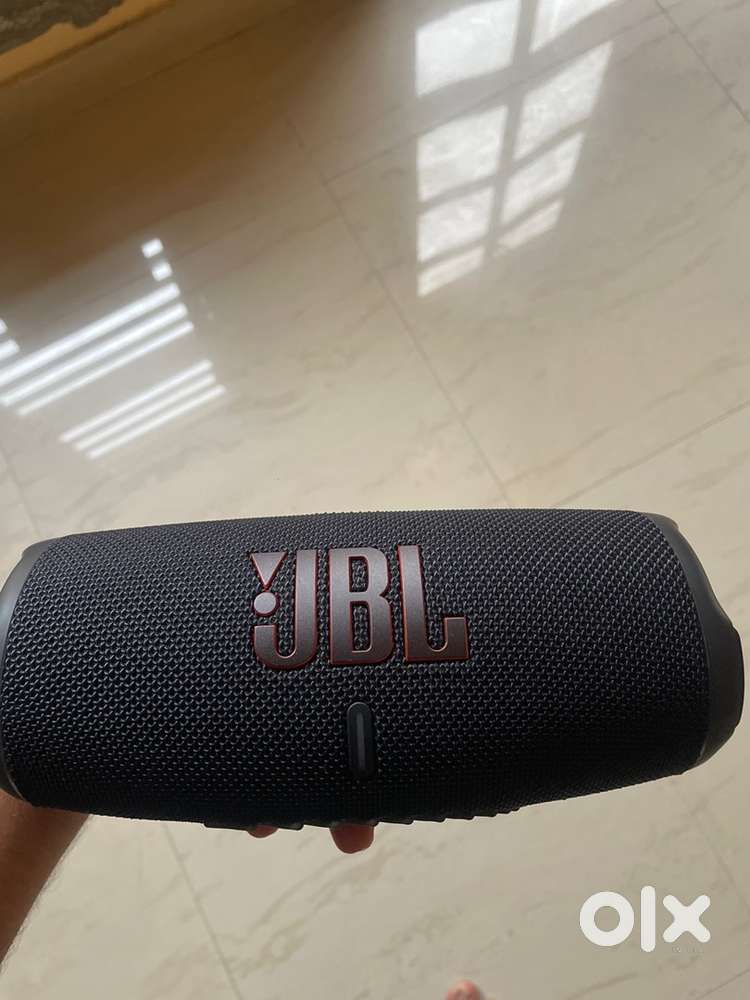 JBL charge 5 portable bluetooth speaker