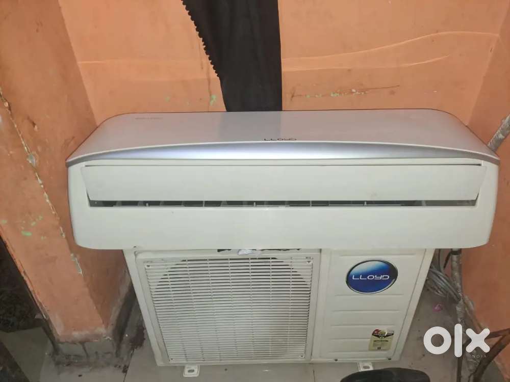 Lloyd AC 1.5 ton