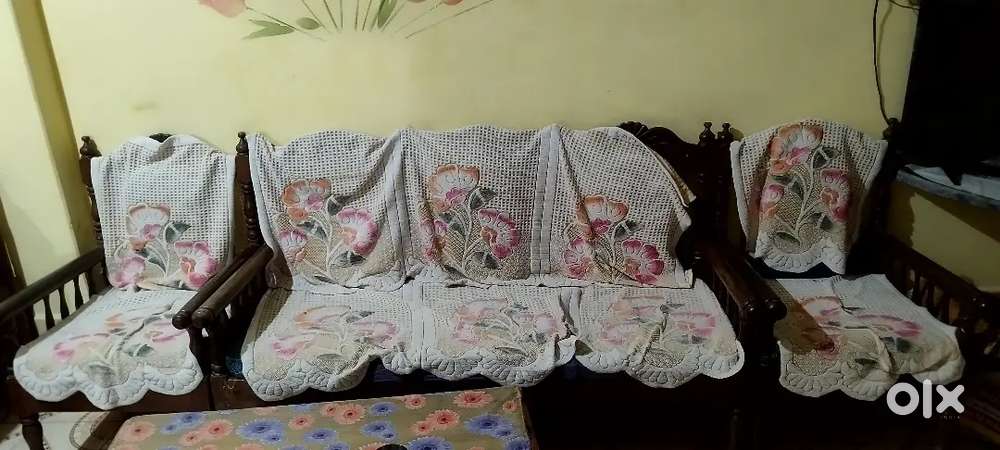 Sofa set 5 seater