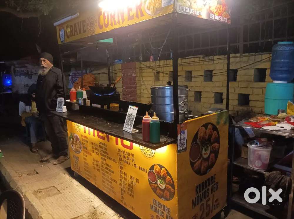 २ हेल्पर लड़के चाहिए चाइनीस और चिकन काम के लिए फुल टाइम रहना खानाहमारा