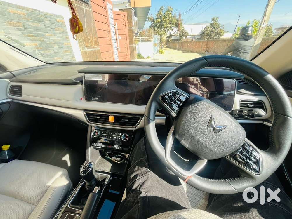 Need a car mechanic with experience /car mechanic ki jarurat hai