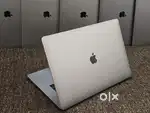 Apple Macbook Pro  i7/16/512/5.5gb Graphics  15inch Retina Touchbar