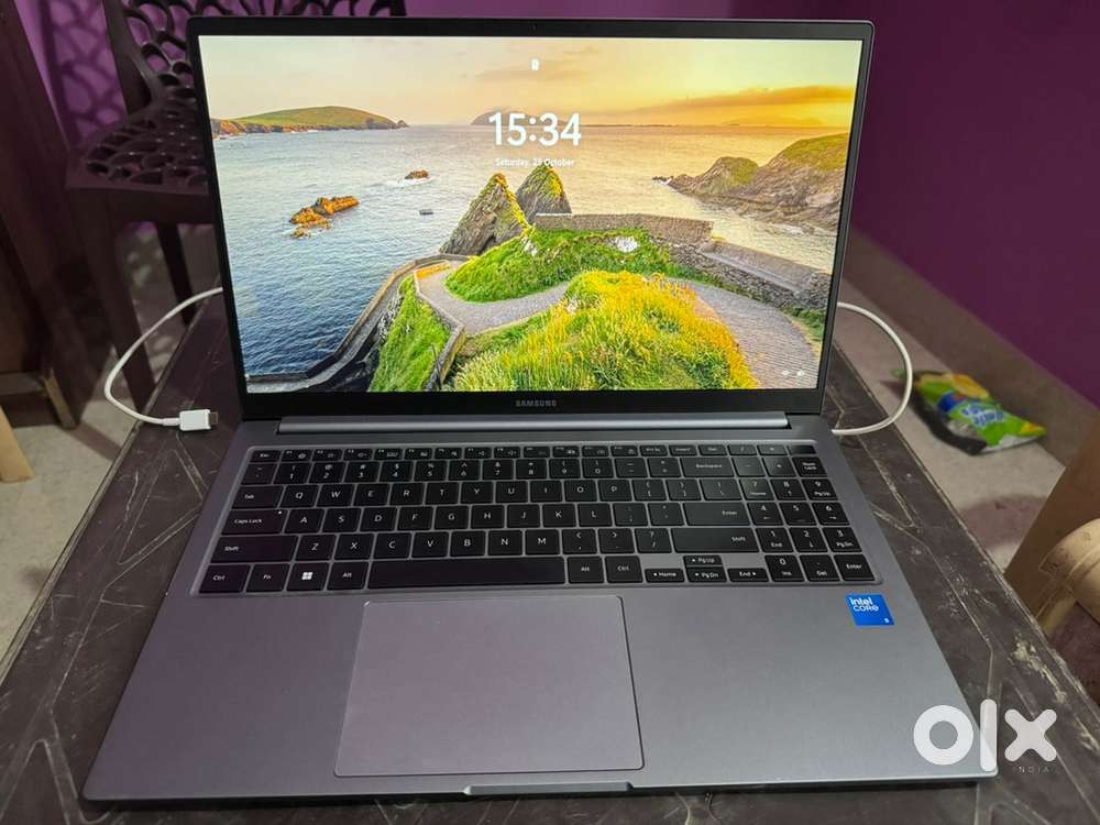Samsung Galaxy Book Laptop i5 14th gen