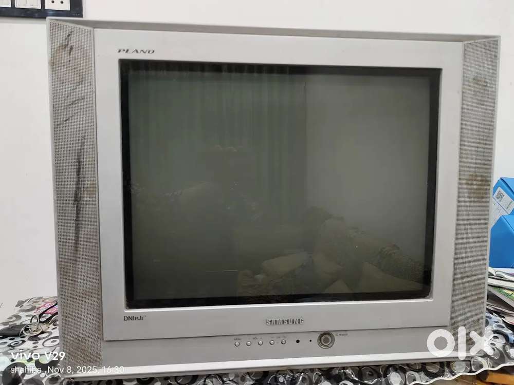 Samsung CRT tv in good condition