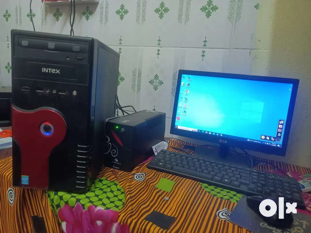 Desk top, upc, cpu, keyboard, mouse