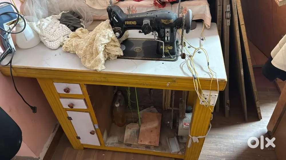 Sewing machine f4 and piko and embroidery